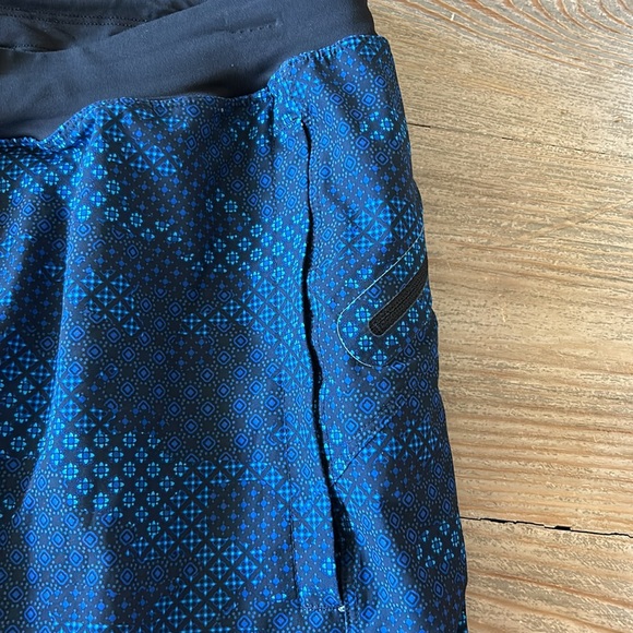 Lululemon Men’s Assert Liner Free Shorts - Picture 4 of 8